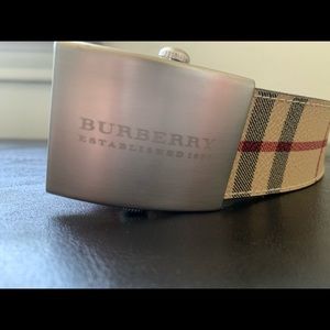 Burberry belt